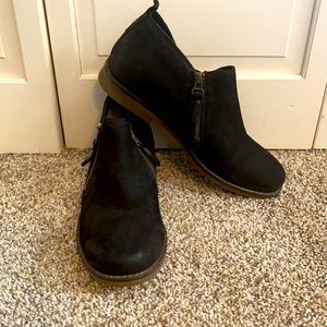 Hush Puppies black leather boots size 11 women’s